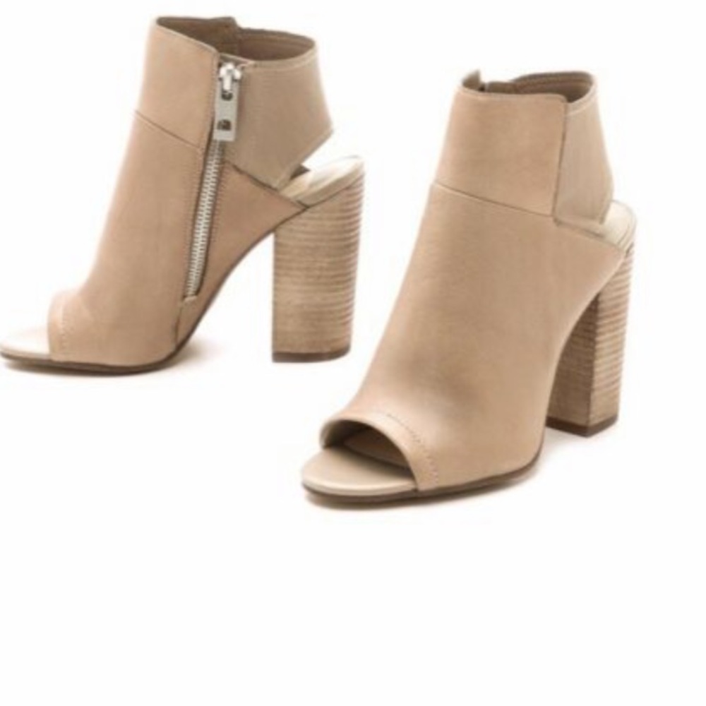 Dolce Vita Lela Open Toe Booties
